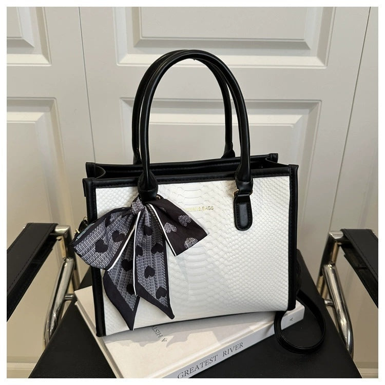 Fashion Snakeskin Pattern Tote Bag